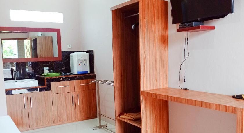 RedDoorz Syariah Near Danau Tes Bengkulu Hotel in Indonesia