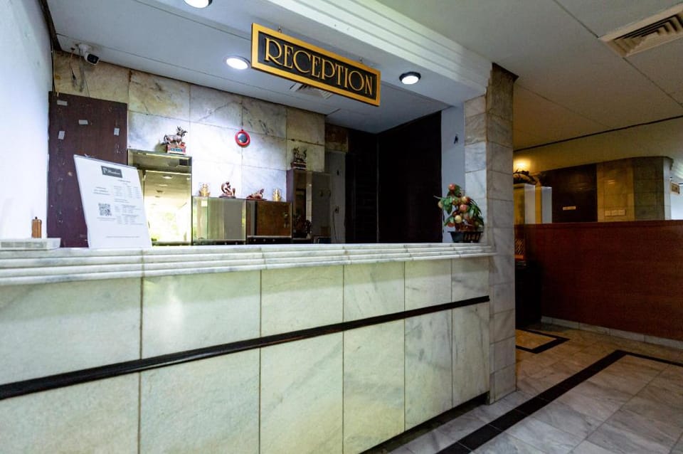Urbanview Hotel P Residence Asemka Hotel in Jakarta