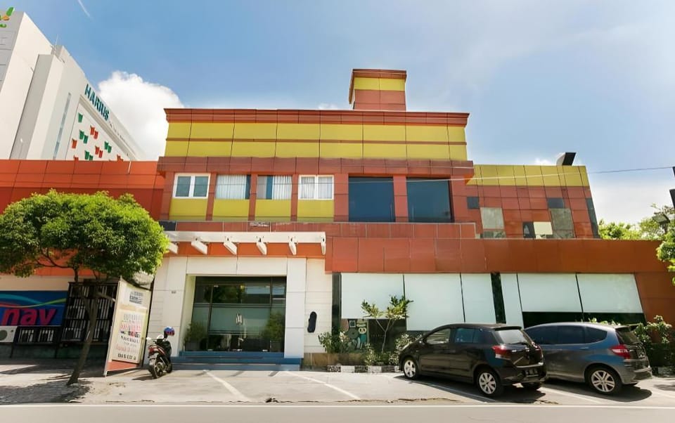 Sans Hotel International Surabaya Hotel in Surabaya