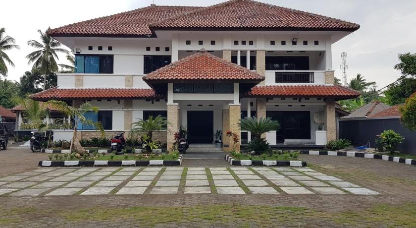Hotel Pondok Putri Batukaras Hotel in West Java