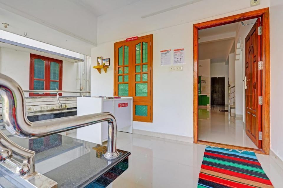 Super Capital O Pop Tavern Kazhakkottam Hotel in Thiruvananthapuram