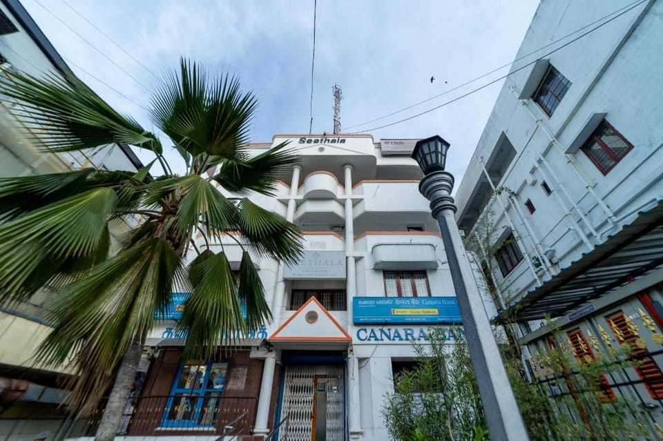 SEETHALA BED AND BREAKFAST Hotel in Puducherry