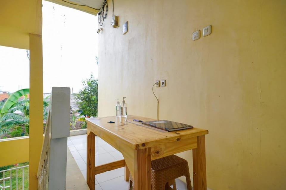 Pekayon Garden House Syariah RedPartner Hotel in West Java