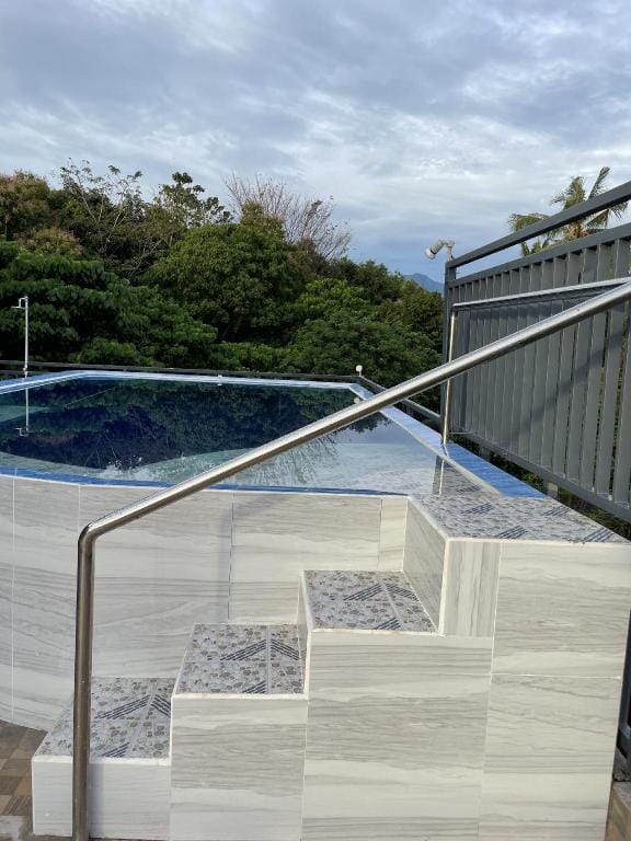 Charming Apartelle with Swimming Pool Villa in Davao City