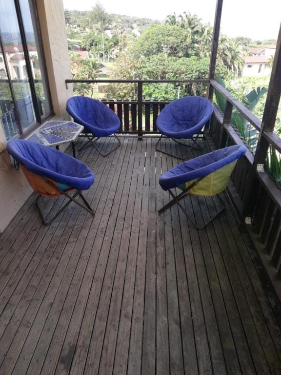 Two lovey sea facing budget apartments Vacation rental in KwaZulu-Natal