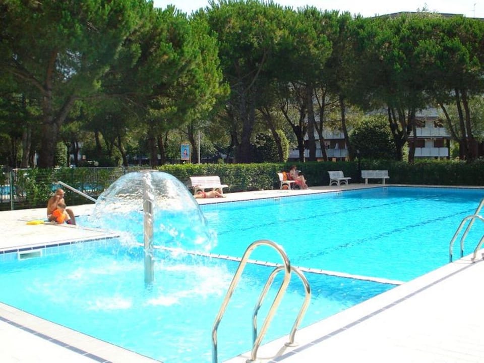 Beautiful apartment for 7 people with pool Apartment in Porto Santa Margherita