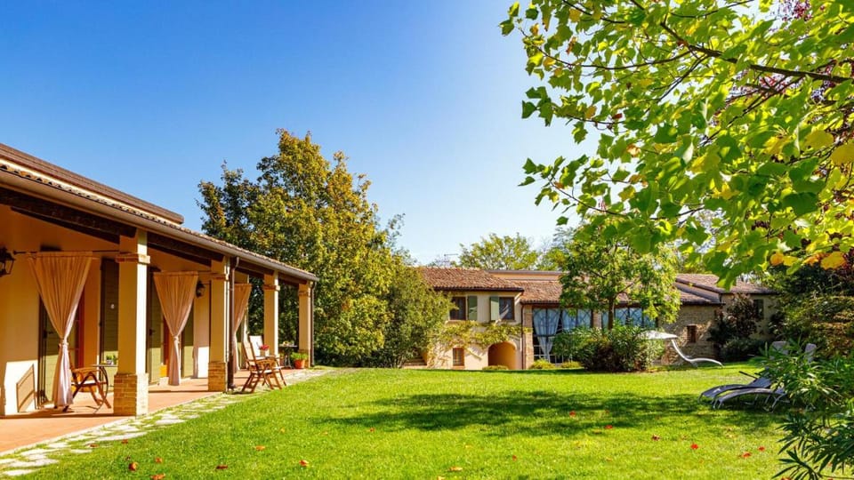 La Tana del Ghiro 18, Emma Villas Villa in Emilia-Romagna