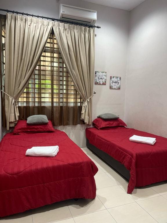 Ara Homestay MAK CHILI Vacation rental in Terengganu, Malaysia