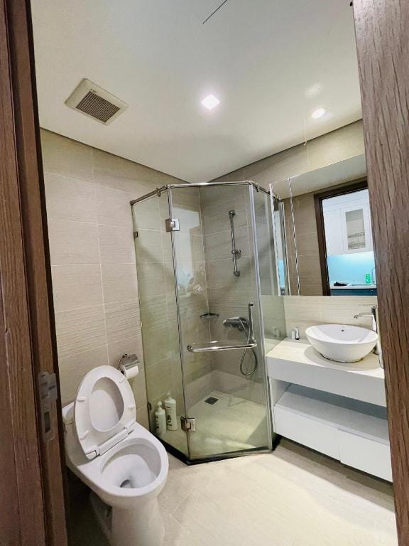 Vinhomes Greenbay@studio3320 Apartment in Laos