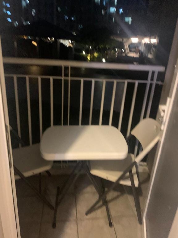LOVELY 1-BEDROOM CONDO UNIT WITH POOL Vacation rental in Makati