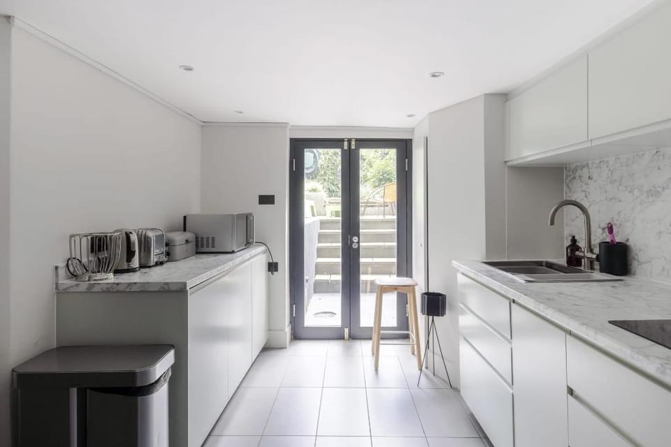 Georgian Townhouse with Sun Terrace & Garden Vacation rental in London Borough of Islington
