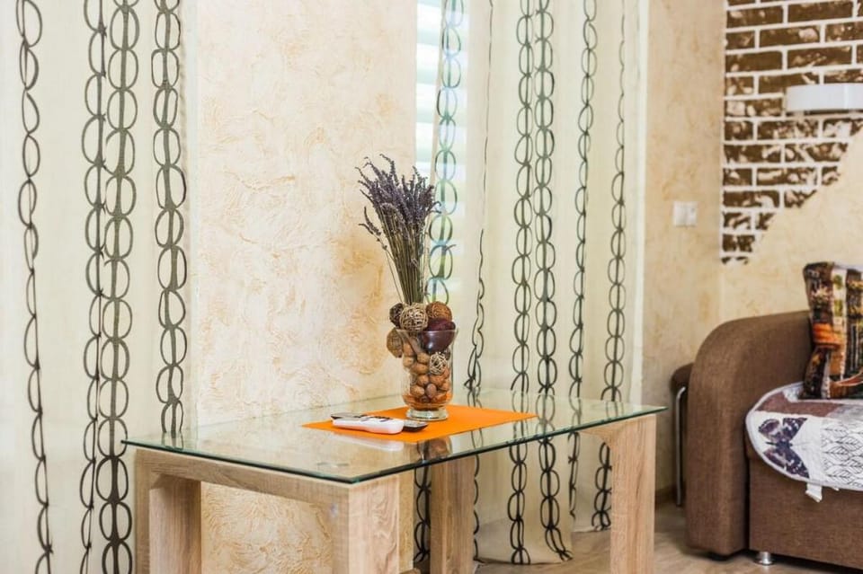 studio+bedroom at Deribasovskaia Street 5* Apartment in Odessa