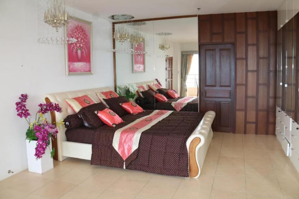 View Talay 3 Apartments, Phra Tam Nak 6 Alley Apartment in Pattaya City