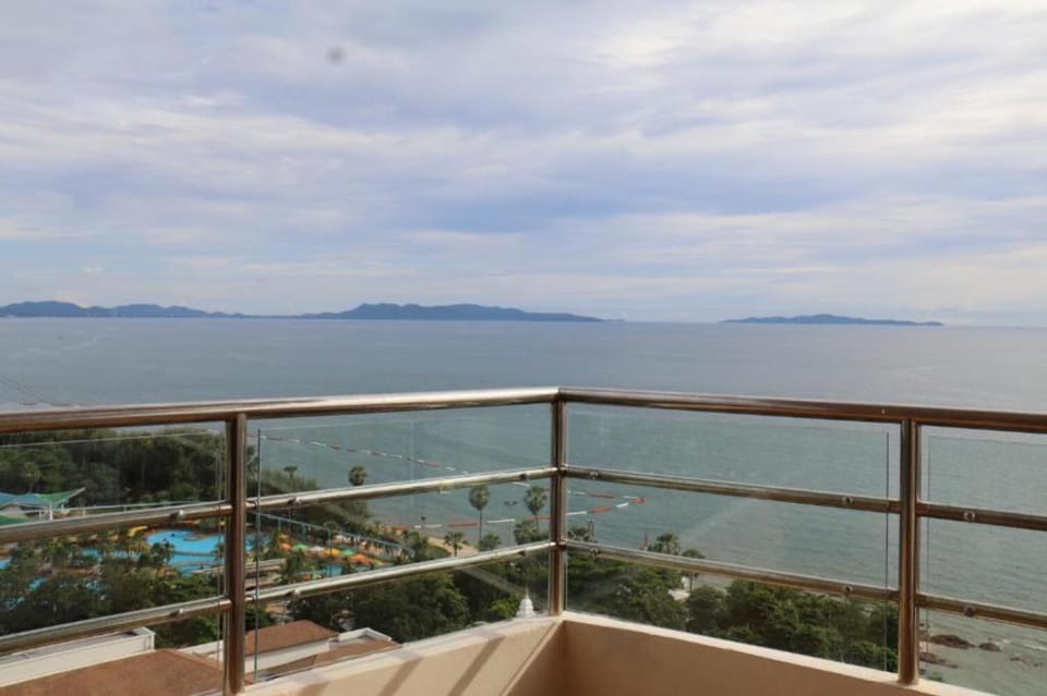 View Talay 3 Apartments, Phra Tam Nak 6 Alley Apartment in Pattaya City