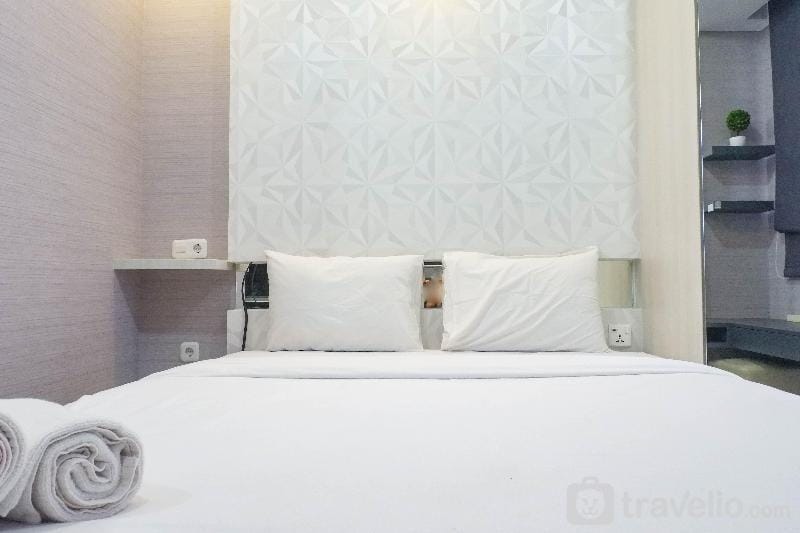 Studio Connected to Mall at The Vertu By Travelio Apartment in Surabaya