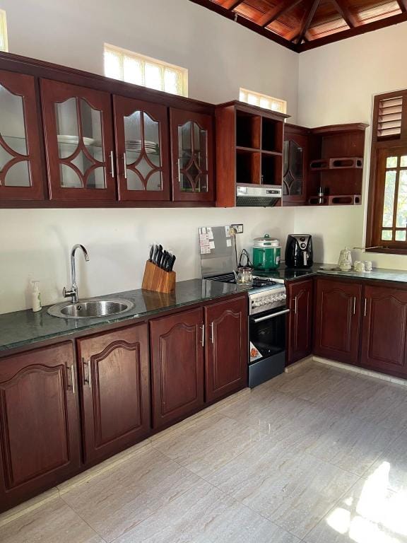 Supun villa  Villa in Hikkaduwa