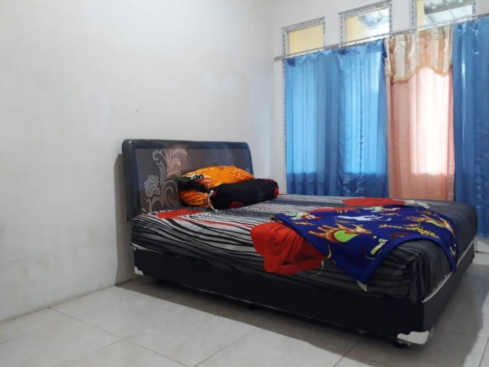 RUMAH ACIL (DEKAT JATIMPARK 2) Villa in Batu