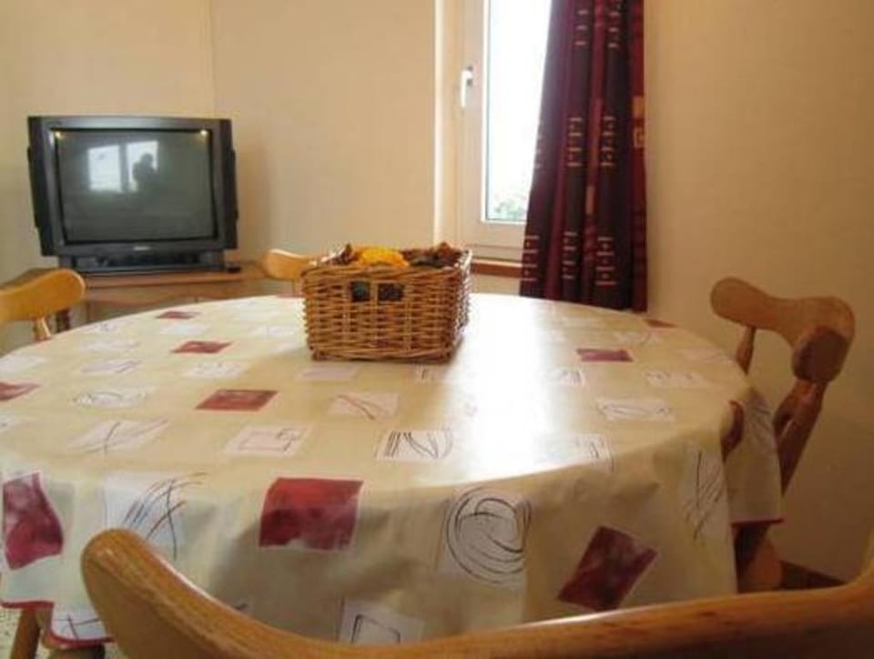 Charming Cottage in Chiny Vacation rental in Wallonia, Belgium