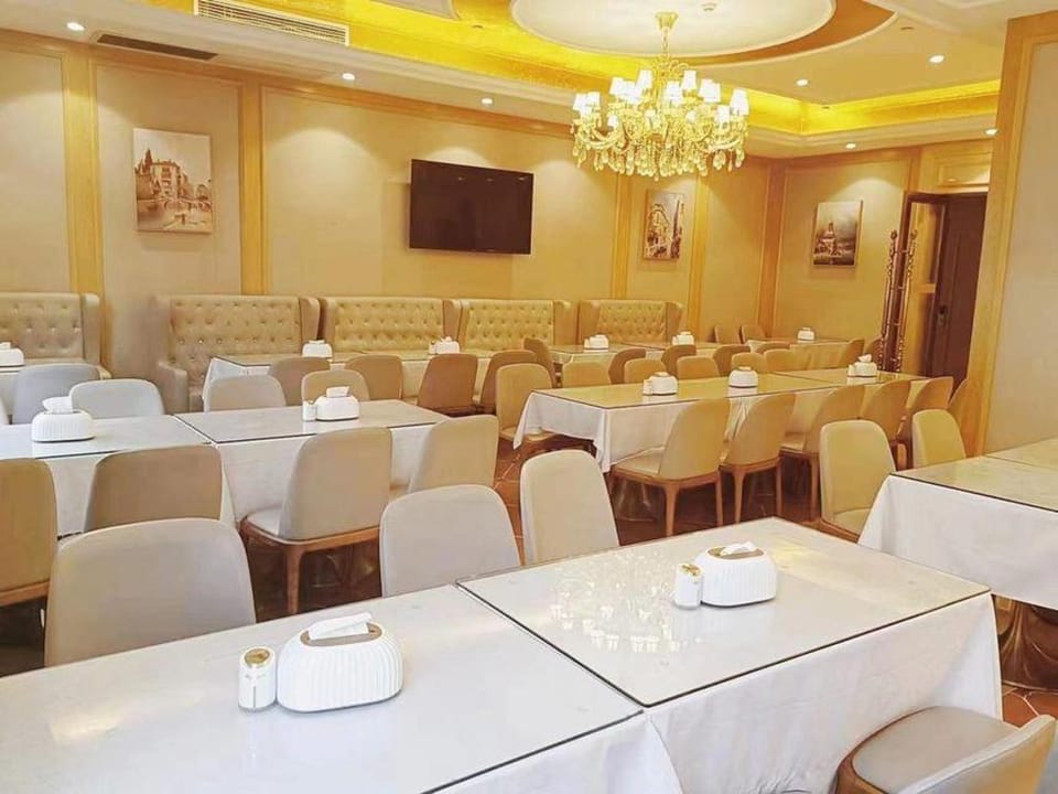 Vienna Hotel Guangzhou Baiyun Airport Qinghu Hotel in Guangzhou