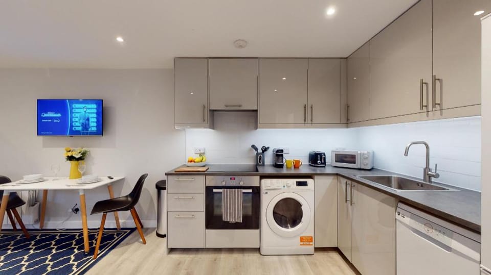 Wimbledon Studios Apartment in London