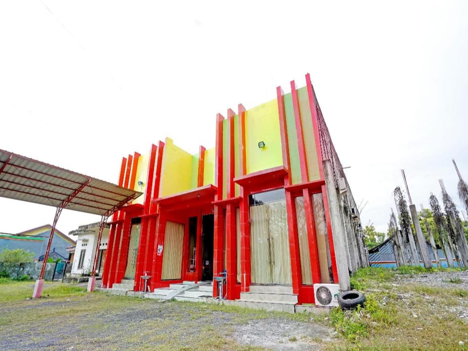 OYO 90829 Sahara Homestay Syariah Hotel in East Java