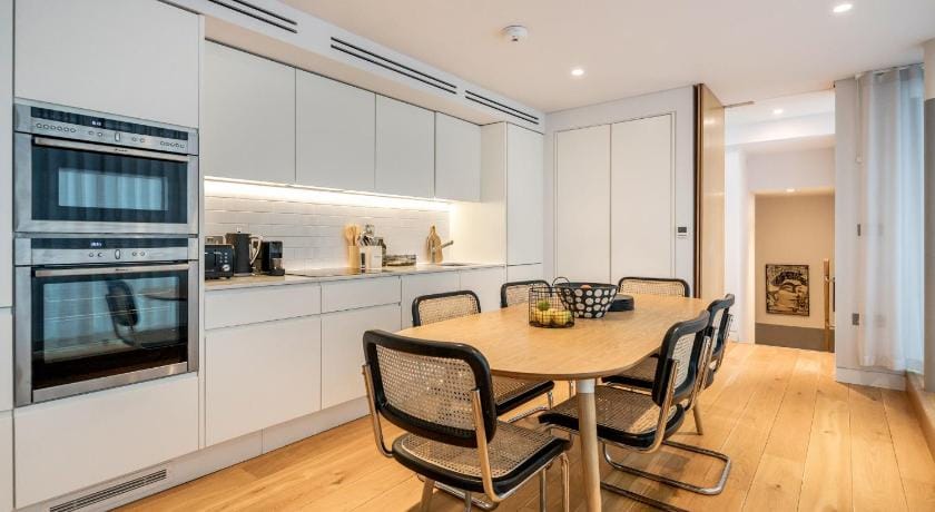 Stay Kula London - Holborn Apartment in London Borough of Islington