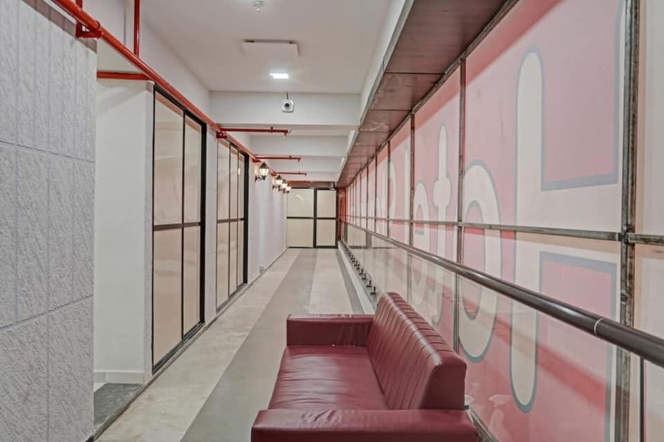 Hotel O Sneh Rashmi Botanical Garden Surat Formerly Stadium Plaza Hotel in Gujarat