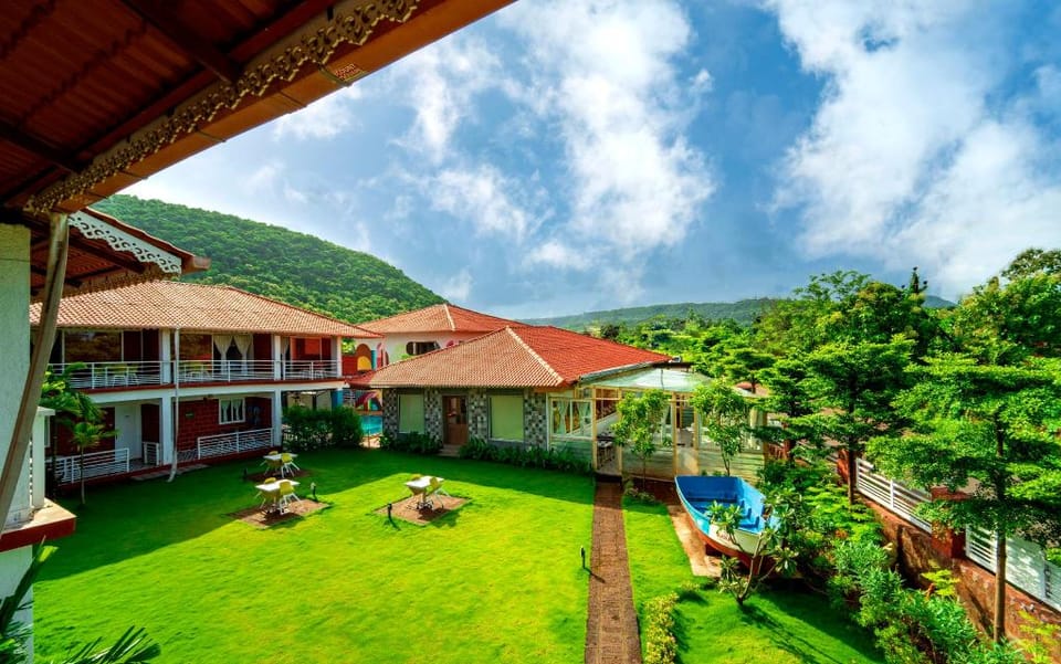 Coral Vista by Spicy Mango Owned by Nilkrupa Hotel in Maharashtra
