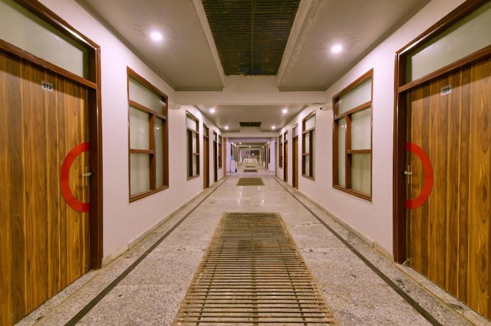 Collection O Ratiram Palace BY Wamson Hotel in Noida