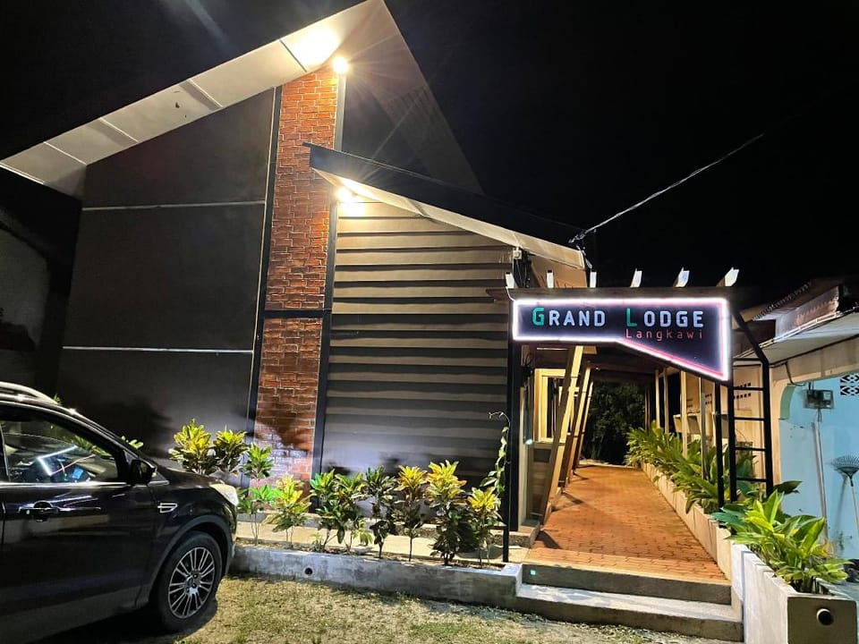 Grand Lodge Langkawi - King Studio 2 Villa in Kedah