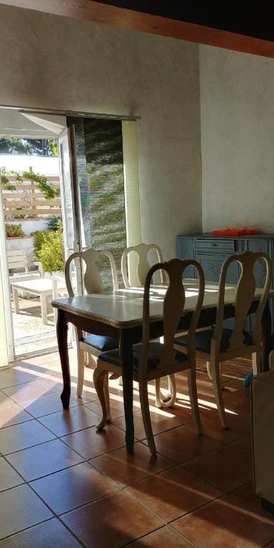 A Teppa-lolivier- Private Garden Apartment in Corsica