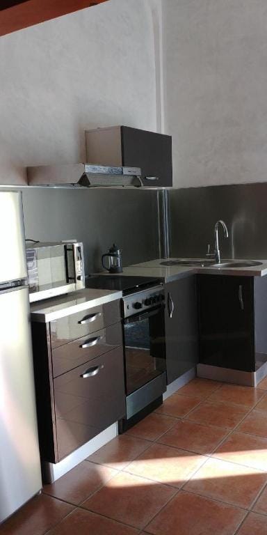 A Teppa-lolivier- Private Garden Apartment in Corsica