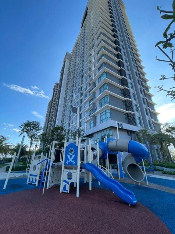 Imperium Residence / swiss bell sea view with pool Apartment in Pahang, Malaysia