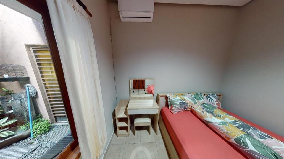 Bubat 106 Guest House Vacation rental in Bandung
