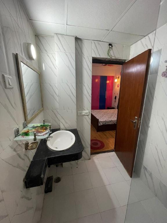 Luxury landing Apartment in Noida