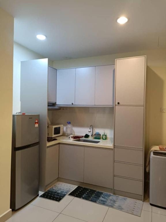 SEAVIEW Mansion One15 1Room Gleaneagles Gurney  Apartment in George Town