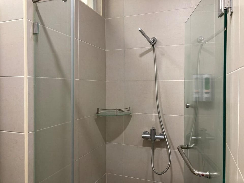 Straits Garden Suite Jelutong Georgetown 2R7 Apartment in George Town