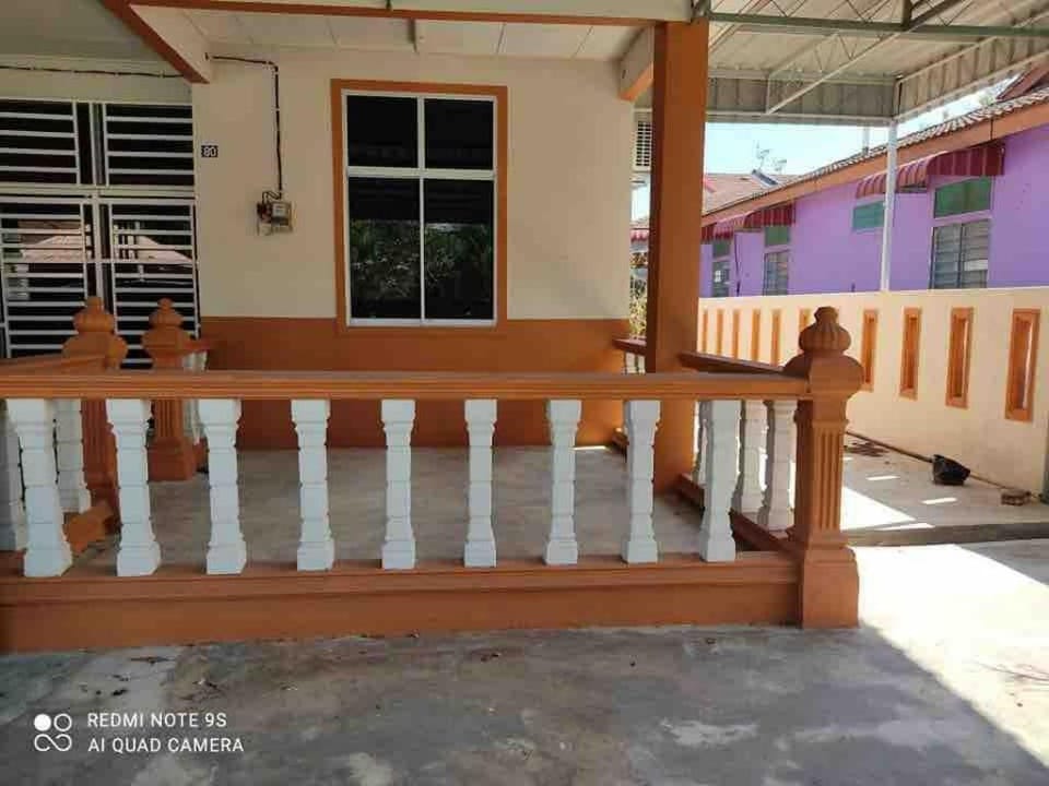 MUNIR Homestay At Gurun (Muslim Only)  Vacation rental in Kedah