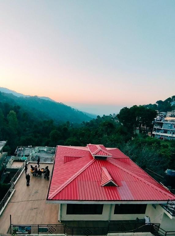 Sai Homestay/3BHK Cottage/Kasauli/Hills View Vacation rental in Himachal Pradesh
