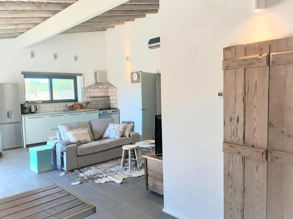 luxury holiday house with pool: casadasondas.nl Vacation rental in Moncarapacho