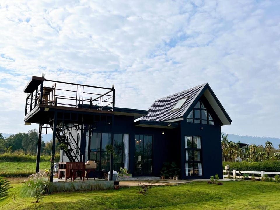 Moonlit Home Khaoyai Villa in Laos