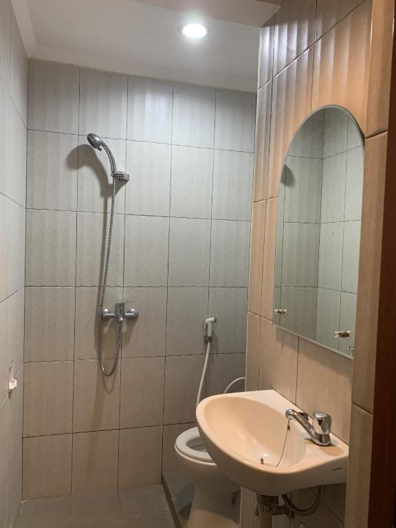 Coral Legacy Gold Poins Square 1505 Apartment in South Jakarta City