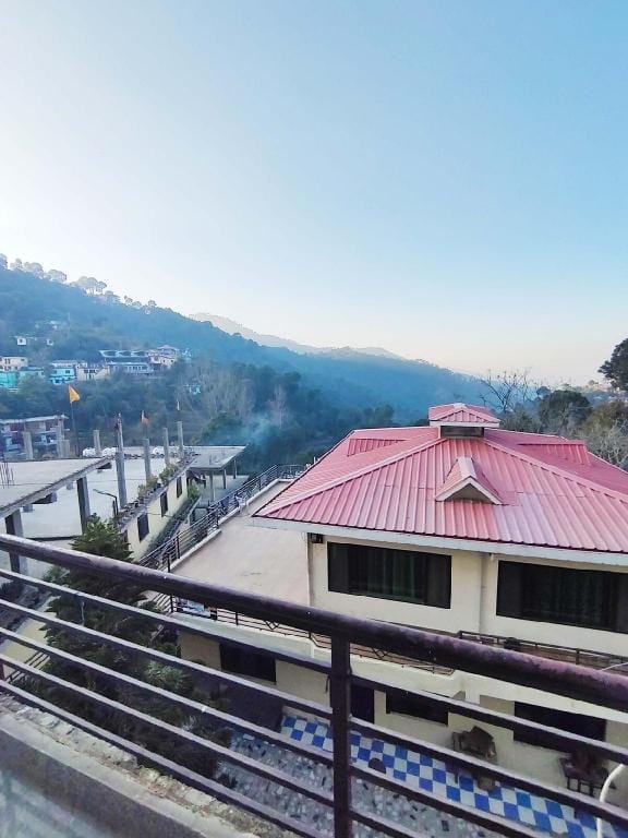Holiday Homestay  Vacation rental in Himachal Pradesh