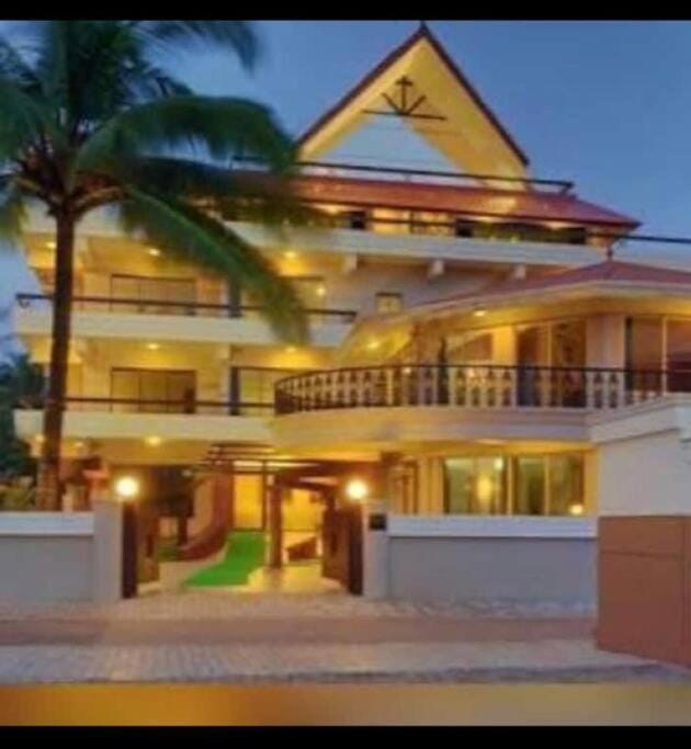 Beach a Holic/Calm beach facing Villa Vacation rental in Karnataka