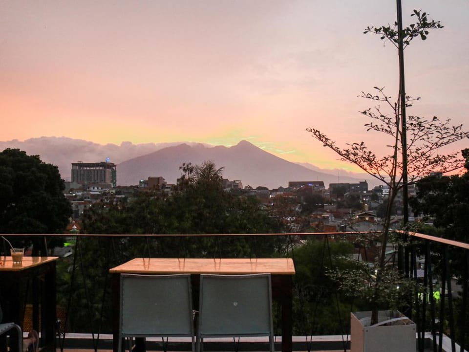 Rion Hostel Bogor (perlu bukti nikah) Hotel in West Java