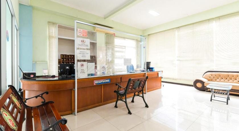 OYO 90836 Bartu Guesthouse Hotel in Bandung