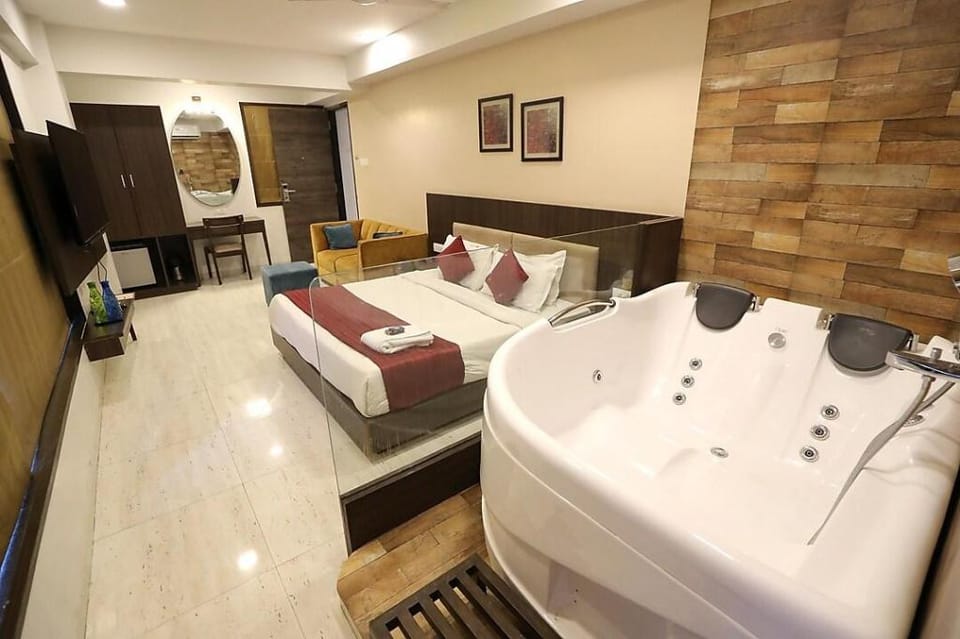 Hotel Privya Surat By Heven Management Hotel in Gujarat