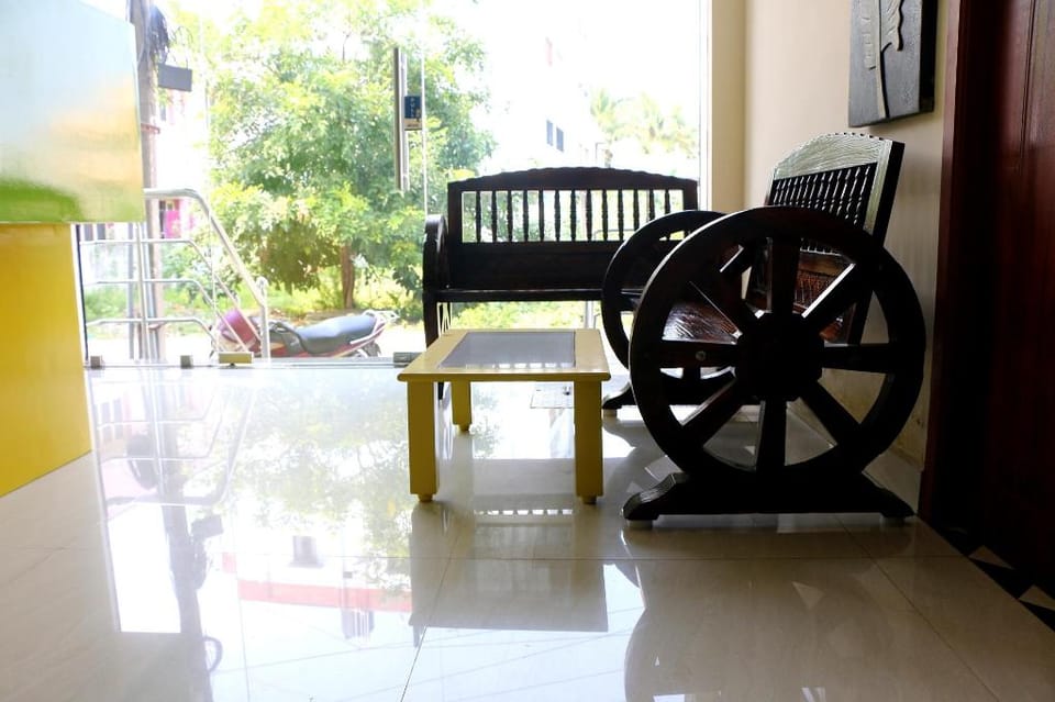 Nathapriya Residency Hotel in Puducherry