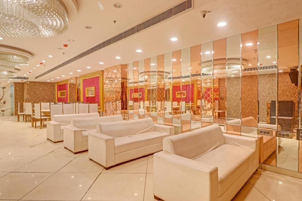 Hotel O Bhavya Residency Hotel in New Delhi