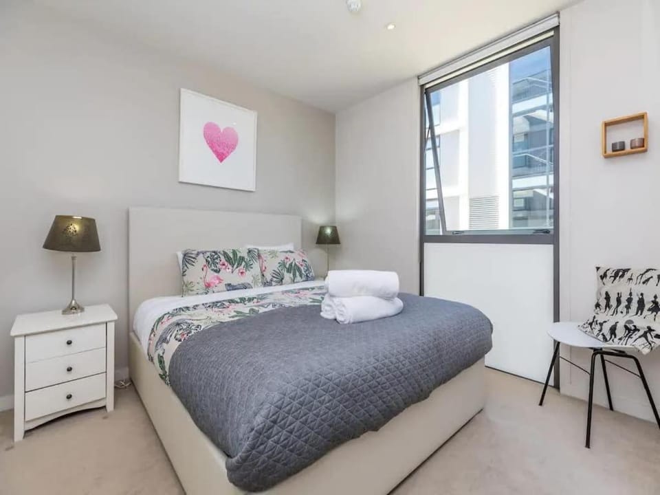 Wynyard Viaduct Harbour 2BR and Parking Zodiak Stays Apartment in Auckland